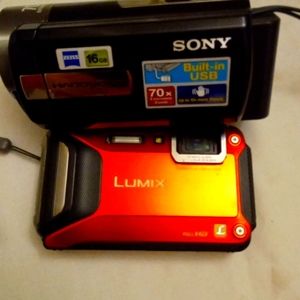 Waterproof camera, Sony Camcorder